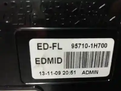 Second-hand car spare part multifunction display for kia cee´d concept oem iam references 957101h700  957101h700