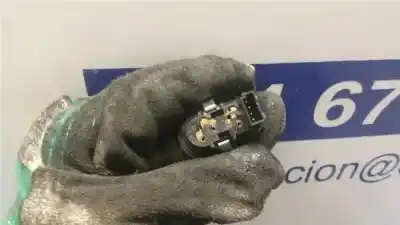 Peça sobressalente para automóvel em segunda mão botão / interruptor elevador vidro dianteiro direito por opel zafira a 2.0 dti referências oem iam   