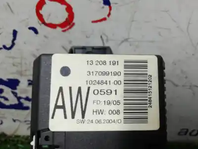 Second-hand car spare part multifunction display for opel meriva blue line oem iam references 13208191  13208191