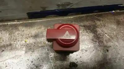 Peça sobressalente para automóvel em segunda mão interruptor 4 piscas - emergência por citroen c4 berlina collection referências oem iam 