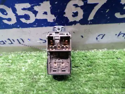 Second-hand car spare part right front power window switch for kia rio 1.4 active oem iam references   