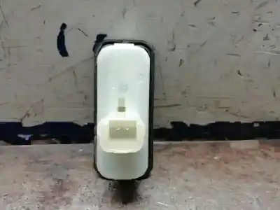 Автозапчастина б/у зовнішня ручка ворот для renault clio iv dynamique посилання на oem iam 8200385515  8200385515