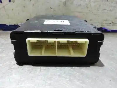 Pièce détachée automobile d'occasion boitier de commande boîte de vitesse automatique pour toyota prius (nhw30) plug-in hybrid advance références oem iam 8953575010  8953575010