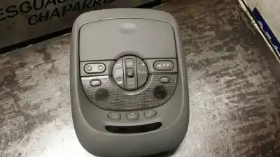 Second-hand car spare part interior light for kia carnival ii 2.9 crdi cat oem iam references 0k53e53710