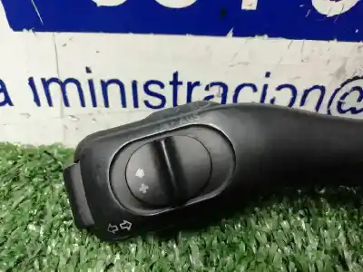 Pezzo di ricambio per auto di seconda mano controllo intermittente per audi a3 (8l) 1.6 ambiente riferimenti oem iam 8l0953513h  8l0953513h