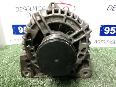 Second-hand car spare part alternator for renault twingo authentique oem iam references 8200660033  8200660033