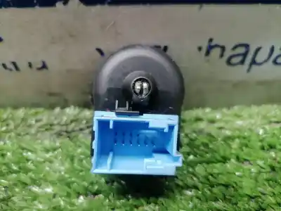 Second-hand car spare part rearview side mirror switch for citroen c3 1.6 hdi audace oem iam references   