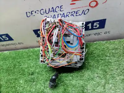 Second-hand car spare part fuse box unit for opel combo d expression l1h1 oem iam references 51867698  51867698