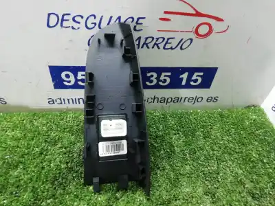 Second-hand car spare part right front power window switch for kia cee´d concept oem iam references 935751h100  935751h100