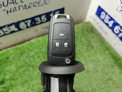 Second-hand car spare part ignition switch for opel meriva b cosmo oem iam references 13308436  20939745