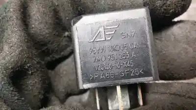Second-hand car spare part relay for audi a3 (8l) 1.9 tdi oem iam references 7m0951253a  