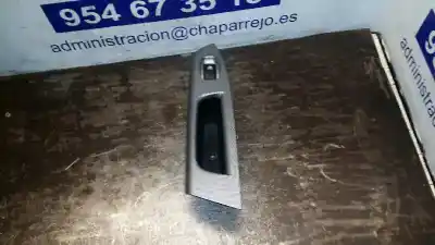 Peça sobressalente para automóvel em segunda mão botão / interruptor elevador vidro traseiro direito por hyundai getz (tb) 1.6 gls referências oem iam 935801c020