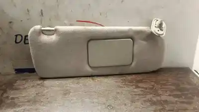 Tweedehands auto-onderdeel rechts zonnescherm voor toyota corolla (e12) 1.4 turbodiesel cat oem iam-referenties 