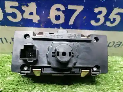 Second-hand car spare part headlights switch for volvo v40 fastback (525) t2 oem iam references 31443831  31443831