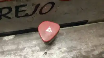 Peça sobressalente para automóvel em segunda mão interruptor 4 piscas - emergência por citroen c2 audace referências oem iam 96405776kr Peça sobressalente para automóvel em segunda mão interruptor 4 piscas - emergência por citroen c2 audace referências oem iam 96405776kr