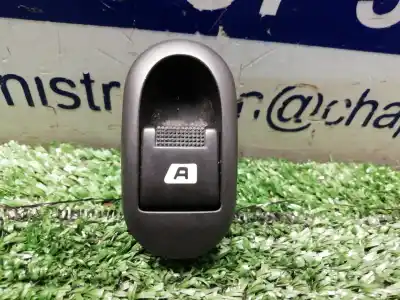 Pièce détachée automobile d'occasion COMMANDE DE LÈVE VITRE AVANT GAUCHE pour CITROEN C3 PLURIEL  Références OEM IAM 96401469XT  96401469XT