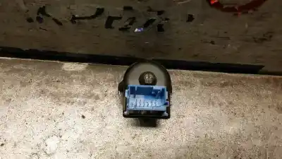 Pezzo di ricambio per auto di seconda mano controllo specchio per peugeot partner (s2) combi plus riferimenti oem iam   