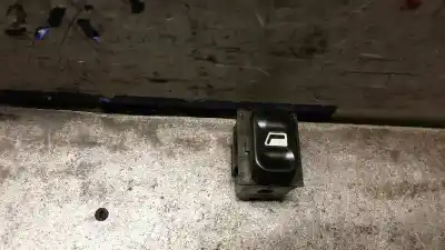 Gebrauchtes Autoersatzteil fensterschalter vorne rechts zum peugeot partner (s2) combi plus oem-iam-referenzen 