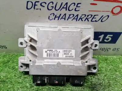 İkinci el araba yedek parçası ECU MOTOR KONTROL CIHAZI için RENAULT MODUS  OEM IAM referansları S120200102B 8200401568 8200414422