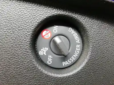 Second-hand car spare part switch for renault talisman business oem iam references 681995290r  681995290r