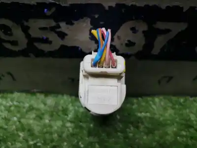 Peça sobressalente para automóvel em segunda mão sensor por dacia lodgy comfort referências oem iam 253206170r  253206170r