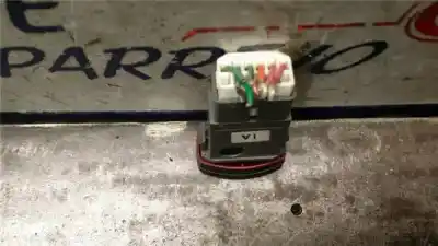 Second-hand car spare part switch for daewoo lacetti fastback (klan) 1.4 oem iam references   9640140f8