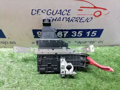 Second-hand car spare part fuse box unit for dacia duster ii access oem iam references 241148233r  241148233r