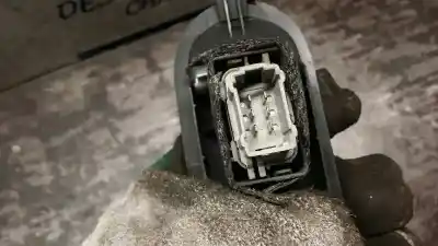 Second-hand car spare part right front power window switch for renault scenic ii authentique oem iam references   