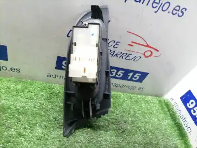 Second-hand car spare part left front power window switch for nissan almera (n16/e) acenta oem iam references   