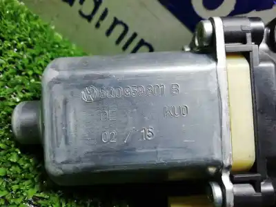 Second-hand car spare part left front window motor for seat leon (5f1) reference oem iam references 5q0959801b 0130822717 5q0959801b