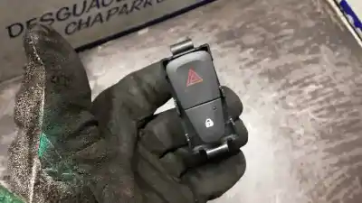 Peça sobressalente para automóvel em segunda mão interruptor 4 piscas - emergência por dacia sandero laureate music referências oem iam 