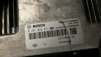 Peça sobressalente para automóvel em segunda mão centralina de motor uce por dacia sandero laureate music referências oem iam 0281032811