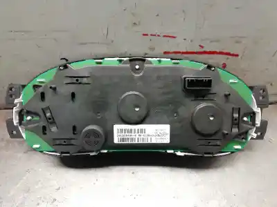 Peça sobressalente para automóvel em segunda mão quadrante por dacia duster ambiance 4x4 referências oem iam 248102645r  248102645r