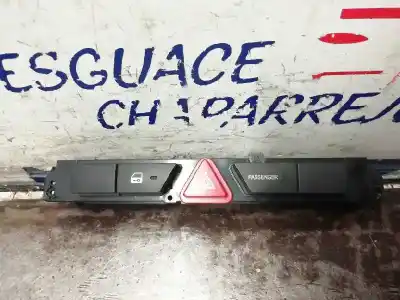 Second-hand car spare part hazard warning lights for kia cee´d concept oem iam references 