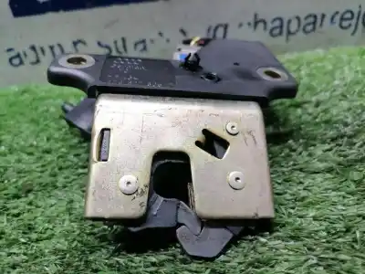 Second-hand car spare part trunk lock for audi a4 berlina (8e) 2.5 tdi oem iam references   8e5827505b