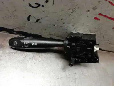 Peça sobressalente para automóvel em segunda mão comutador de piscas  por kia rio 1.4 active referências oem iam 