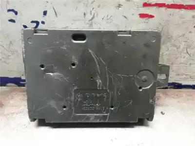 Second-hand car spare part fuse box unit for renault clio iv 0.9 zen oem iam references 284b15639r  284b15639r