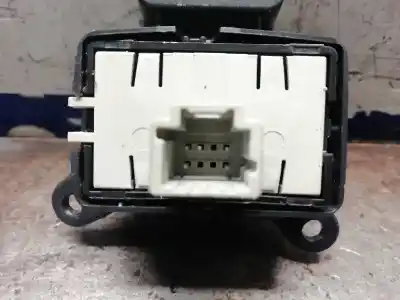 Second-hand car spare part switch for renault clio iv dynamique oem iam references   