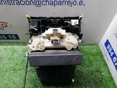 Peça sobressalente para automóvel em segunda mão comando de sofagem (chauffage / ar condicionado)  por toyota corolla (e12) 2.0 d-4d linea sol berlina referências oem iam   