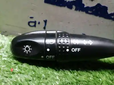 Second-hand car spare part indicator switch for toyota corolla (e12) 2.0 d-4d linea sol berlina oem iam references   