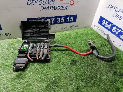 Second-hand car spare part fuse box unit for seat alhambra (7v9) fancy oem iam references 2020511001  2020511001