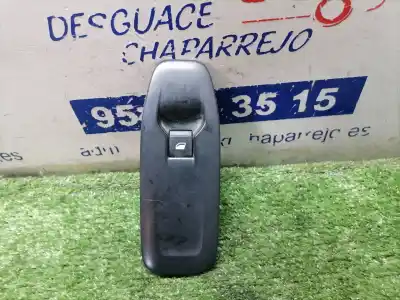Peça sobressalente para automóvel em segunda mão BOTÃO / INTERRUPTOR ELEVADOR VIDRO DIANTEIRO DIREITO por PEUGEOT 208  Referências OEM IAM   