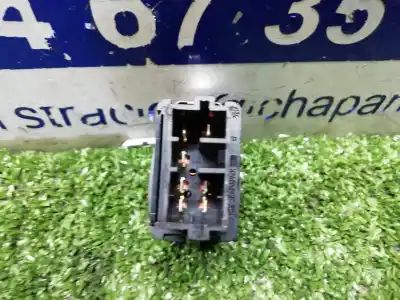 Second-hand car spare part right front power window switch for citroen c3 1.4 hdi cool oem iam references   