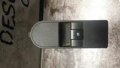 Pièce détachée automobile d'occasion COMMANDE DE LÈVE VITRE AVANT DROIT pour OPEL ASTRA GTC  Références OEM IAM 13228709  