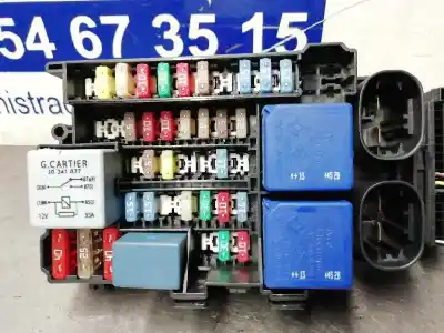 Second-hand car spare part fuse box unit for renault megane iii berlina 5 p dynamique oem iam references   