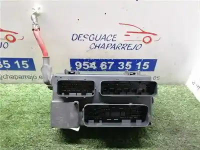 Second-hand car spare part fuse box unit for opel corsa d 1.3 16v cdti cat (z 13 dth / l4i) oem iam references 13217394  13217394