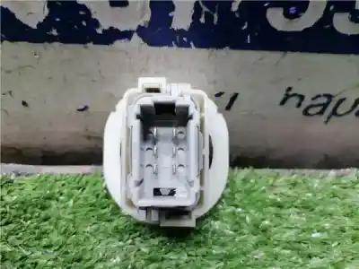 Автозапчасти б/у выключатель переднего правого окна за renault clio iii 1.5 dci diesel cat ссылки oem iam   