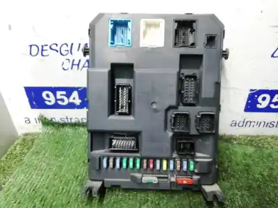 Pezzo di ricambio per auto di seconda mano SCATOLA RELÈ/FUSIBILI per CITROEN C3 PICASSO  Riferimenti OEM IAM 9666952380  9666952380