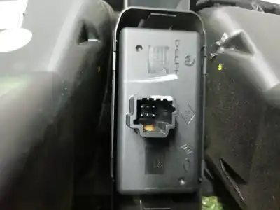 Piesă de schimb auto la mâna a doua avertizare pentru renault fluence dynamique referințe oem iam   