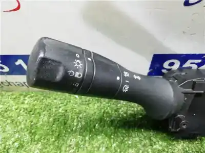 Peça sobressalente para automóvel em segunda mão comandos de alavanca por renault fluence (l3_) 1.5 dci (l30d l30l l306 l33f l33l l33m l33v l33w) referências oem iam 255670040r  255670040r